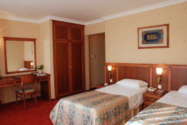 Otel Elit 4*