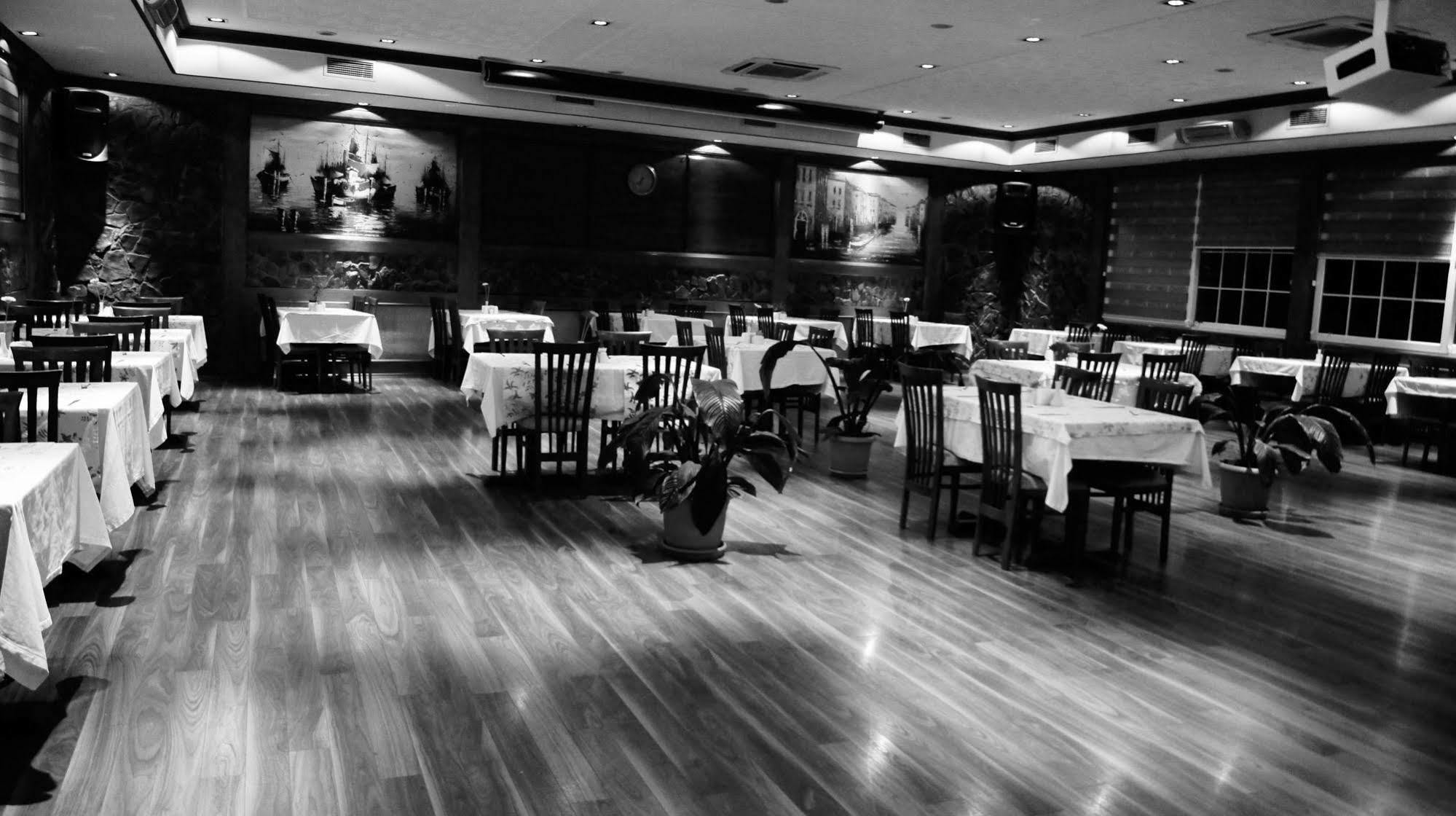 Hotel Elit 4*